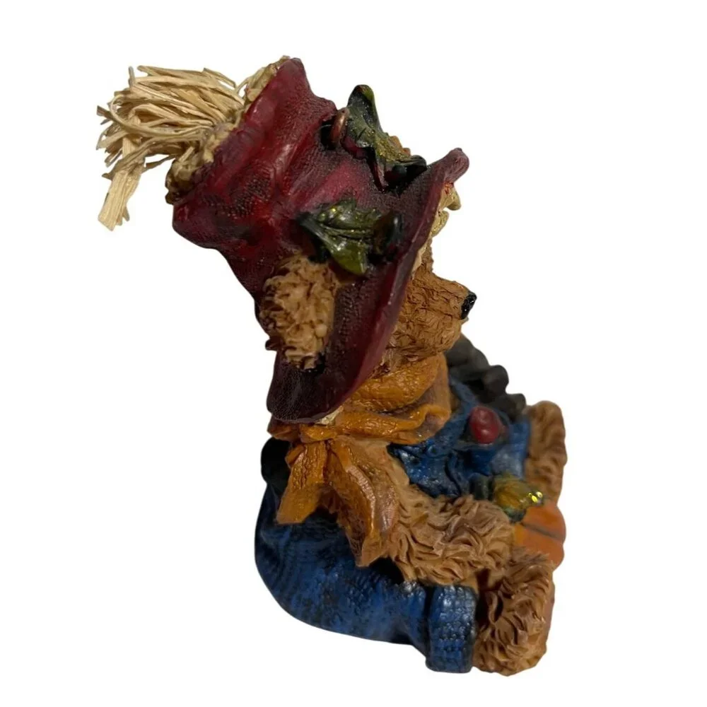 Resin Bear Pumpkin Figurine Fall Harvest Collectible Thanksgiving